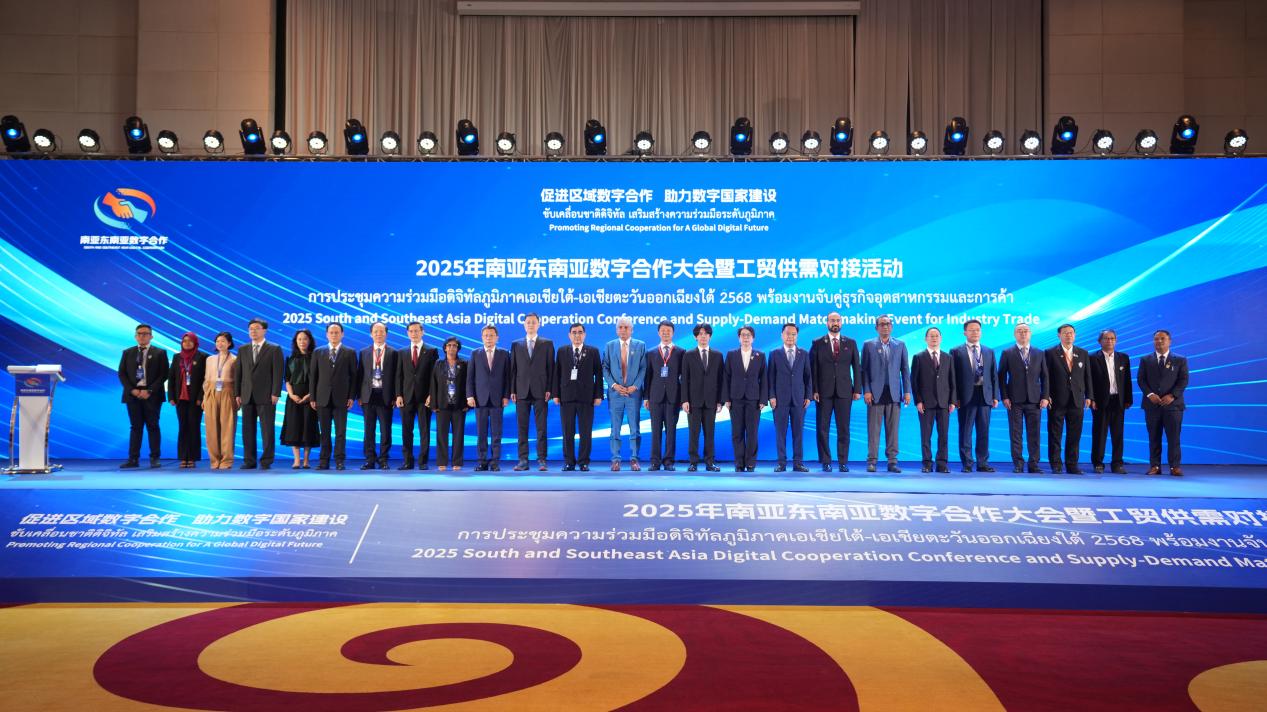 d8c9be7fa6ea4d0b969f0d5212321355.jpg d8c9be7fa6ea4d0b969f0d5212321355.jpg